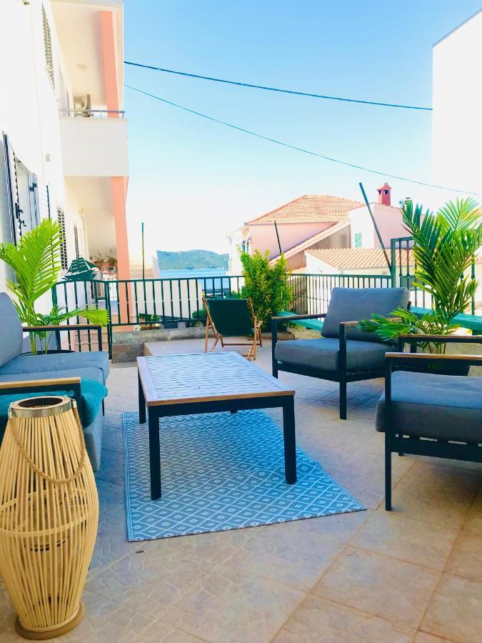 Apartmani-Okrug Gornji-Ciovo Trogir Exterior photo